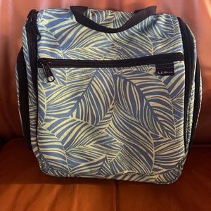 L.L.Bean Personal Organizer Toiletries Bag